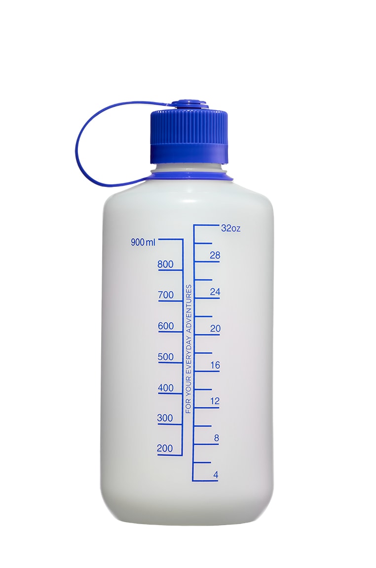 Nalgene product view: 32oz Narrow Mouth Ultralite Bottle Z0 — 32oz Narrow Mouth Ultralite Bottle