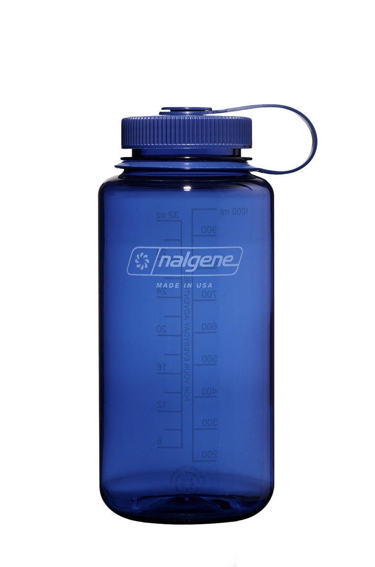 Nalgene product detail: 32oz Wide Mouth Bottle I8 — 32oz Wide Mouth Bottle
