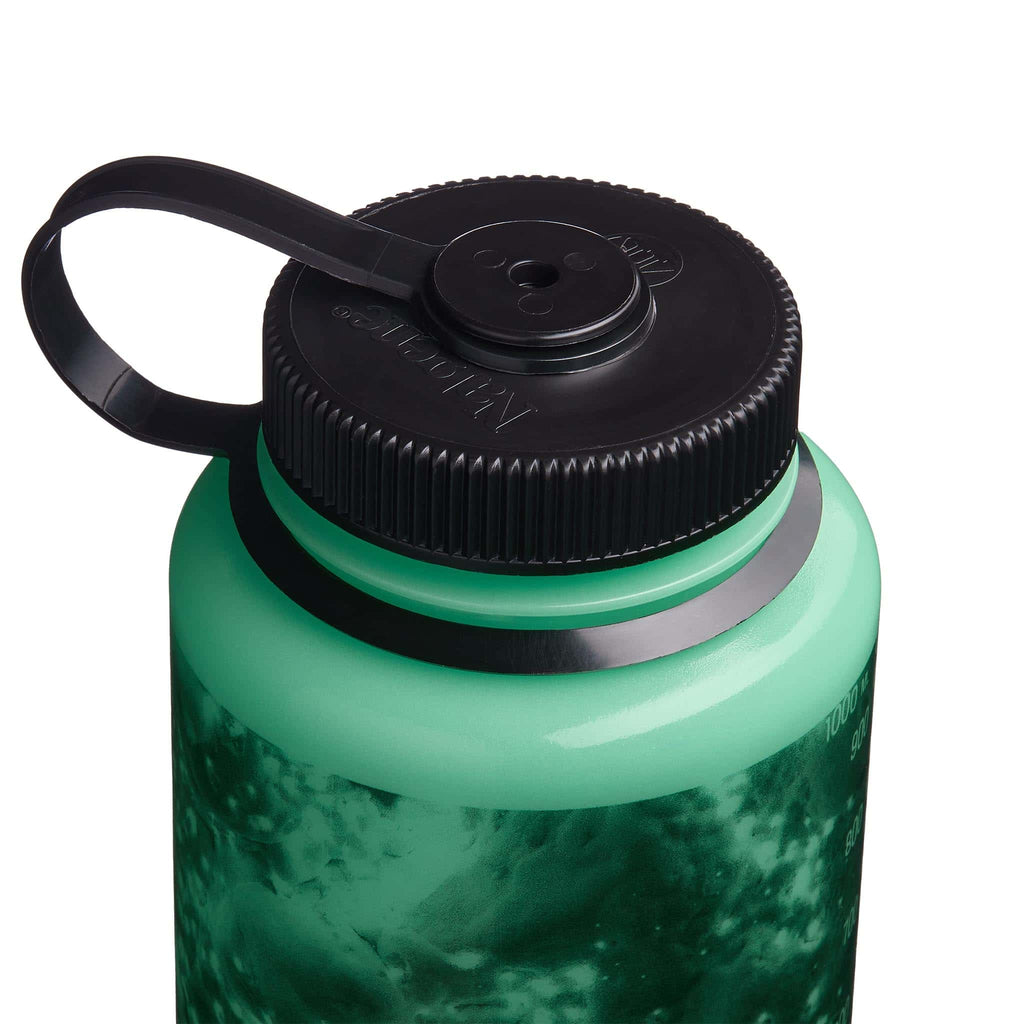 Nalgene product view: 32oz WM Glo Wyld K3 — 32oz WM Glo Wyld