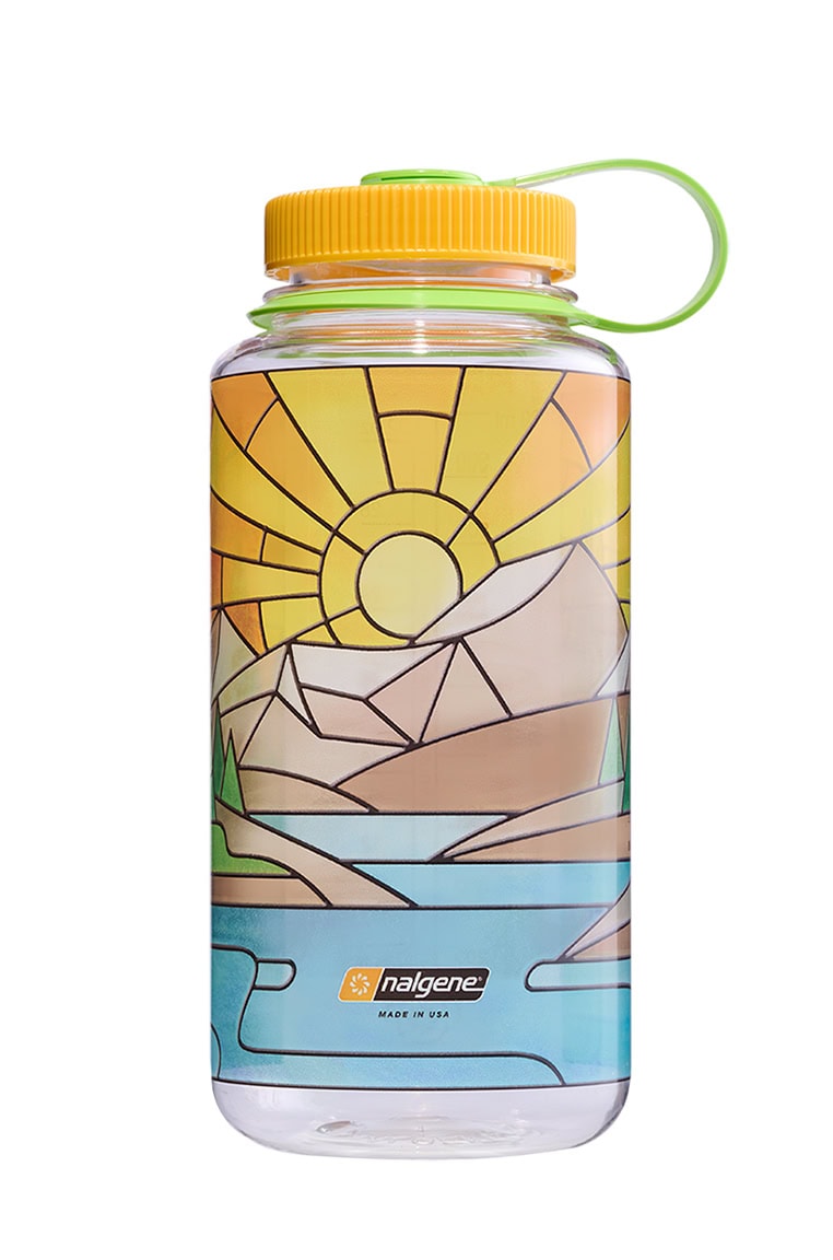 Nalgene product detail: 32oz Wide Mouth Stained Glass Print Bottles V6 — 32oz Wide Mouth Stained Glass Print Bottles